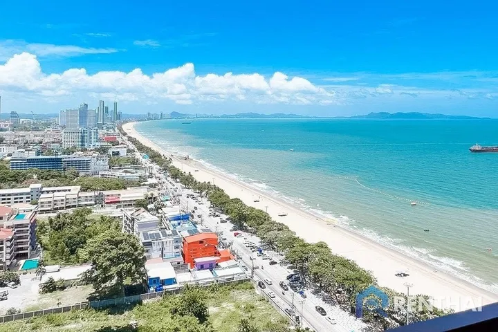 Photo from a listing at Arom Jomtien