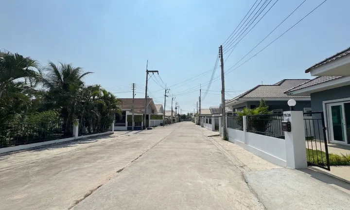 Photo from a listing at Raviporn Green Ville