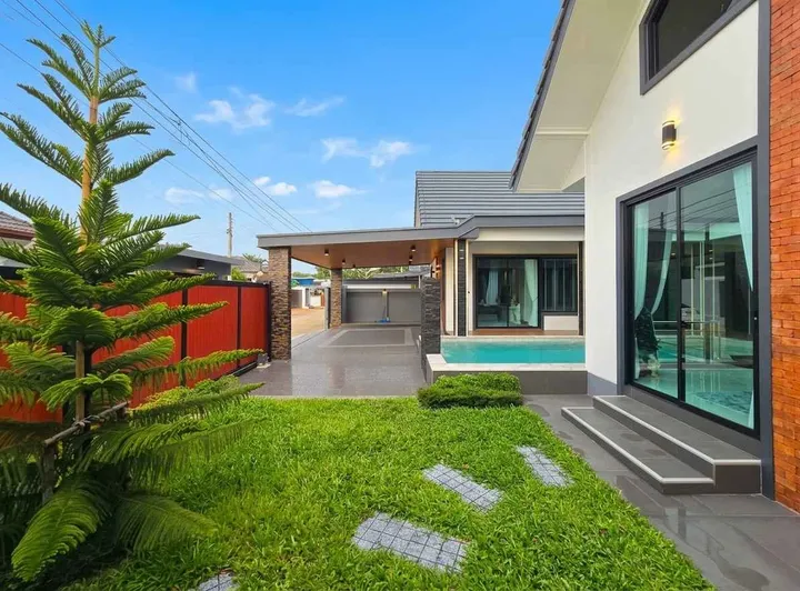 3 Bedroom House for sale in Mabprachan
