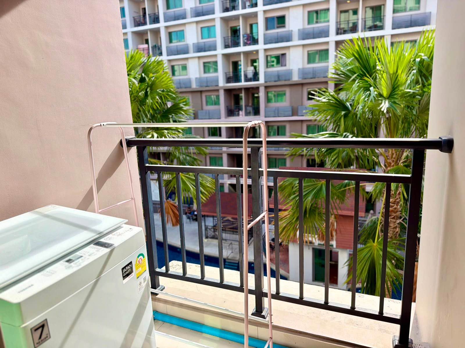 1 Bedroom Condo for rent at Arcadia Beach Continental