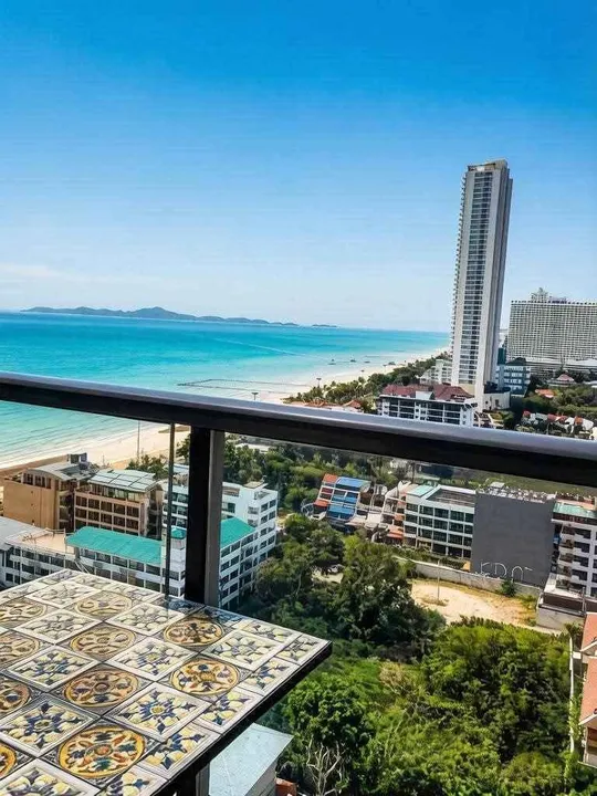 2 Bedroom Condo for sale at Aeras Jomtien Beach