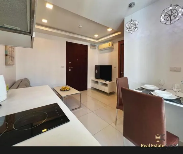 1 Bedroom Condo for sale at Arcadia Beach Resort