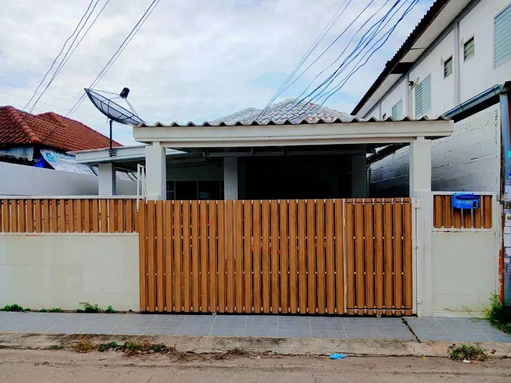 Listing photo