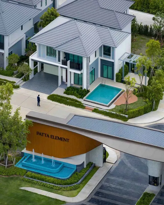 4 Bedroom House for rent at Patta Element