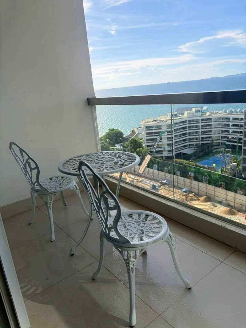 Studio for rent at The Palm Wongamat