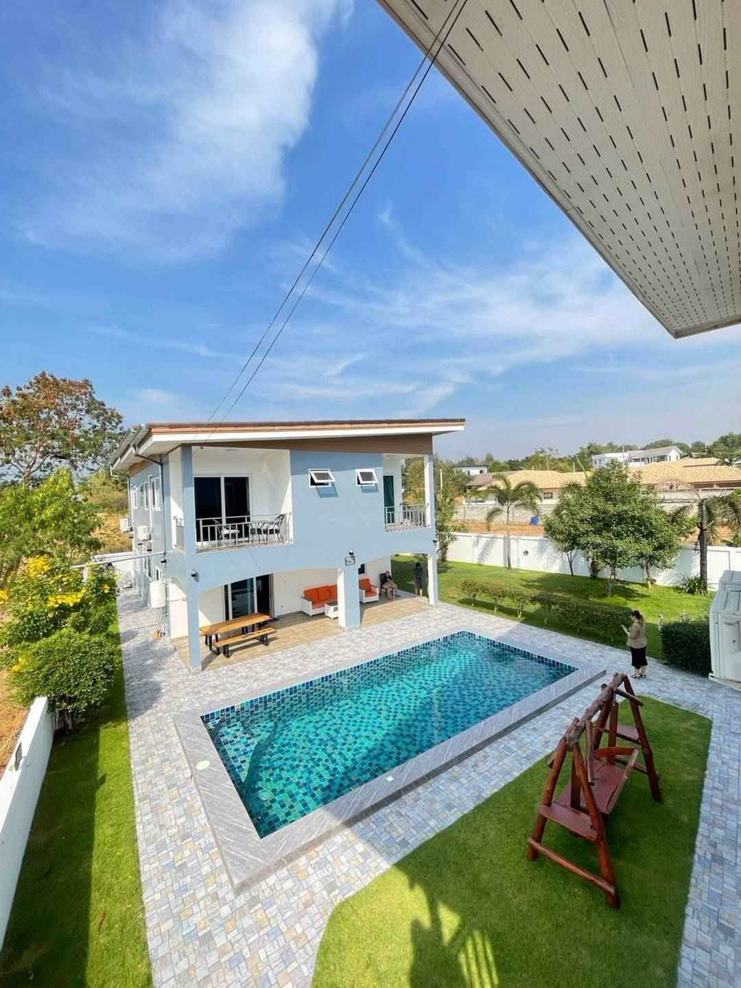 5 Bedroom House for sale in East Pattaya
