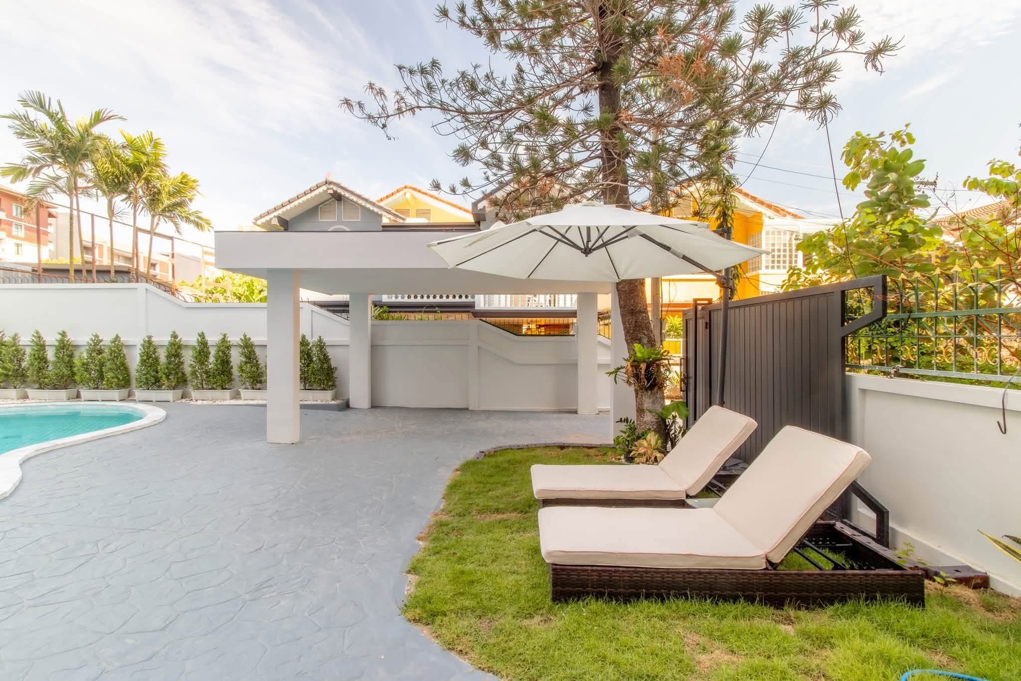7 Bedroom Villa for sale in Central Pattaya