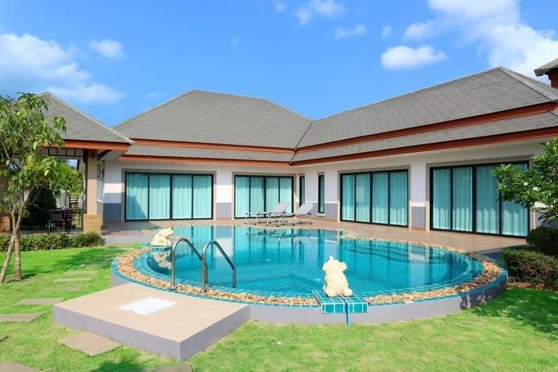 4 Bedroom House for rent in Na Jomtien