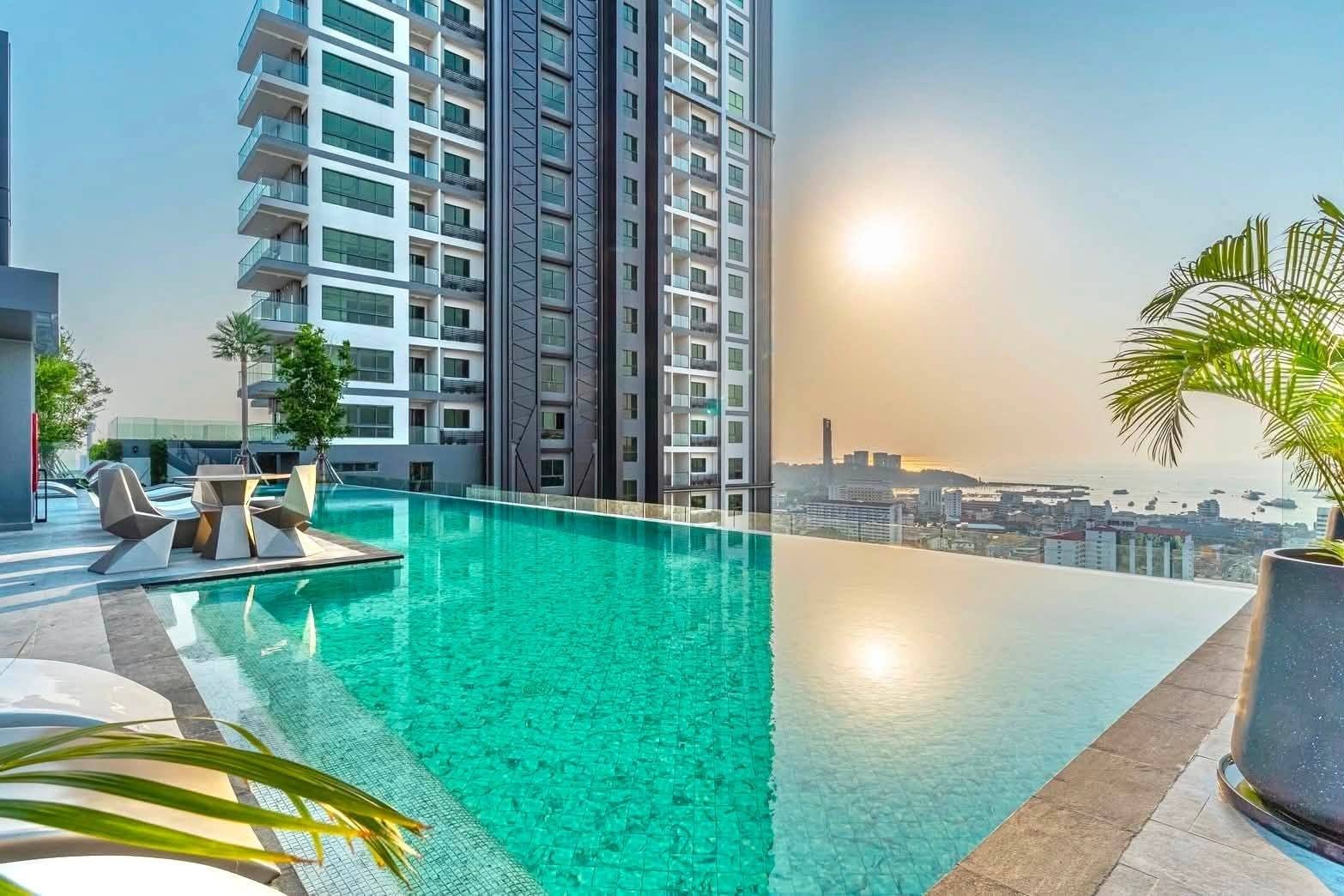 1 Bedroom Condo for sale at Arcadia Millennium Tower