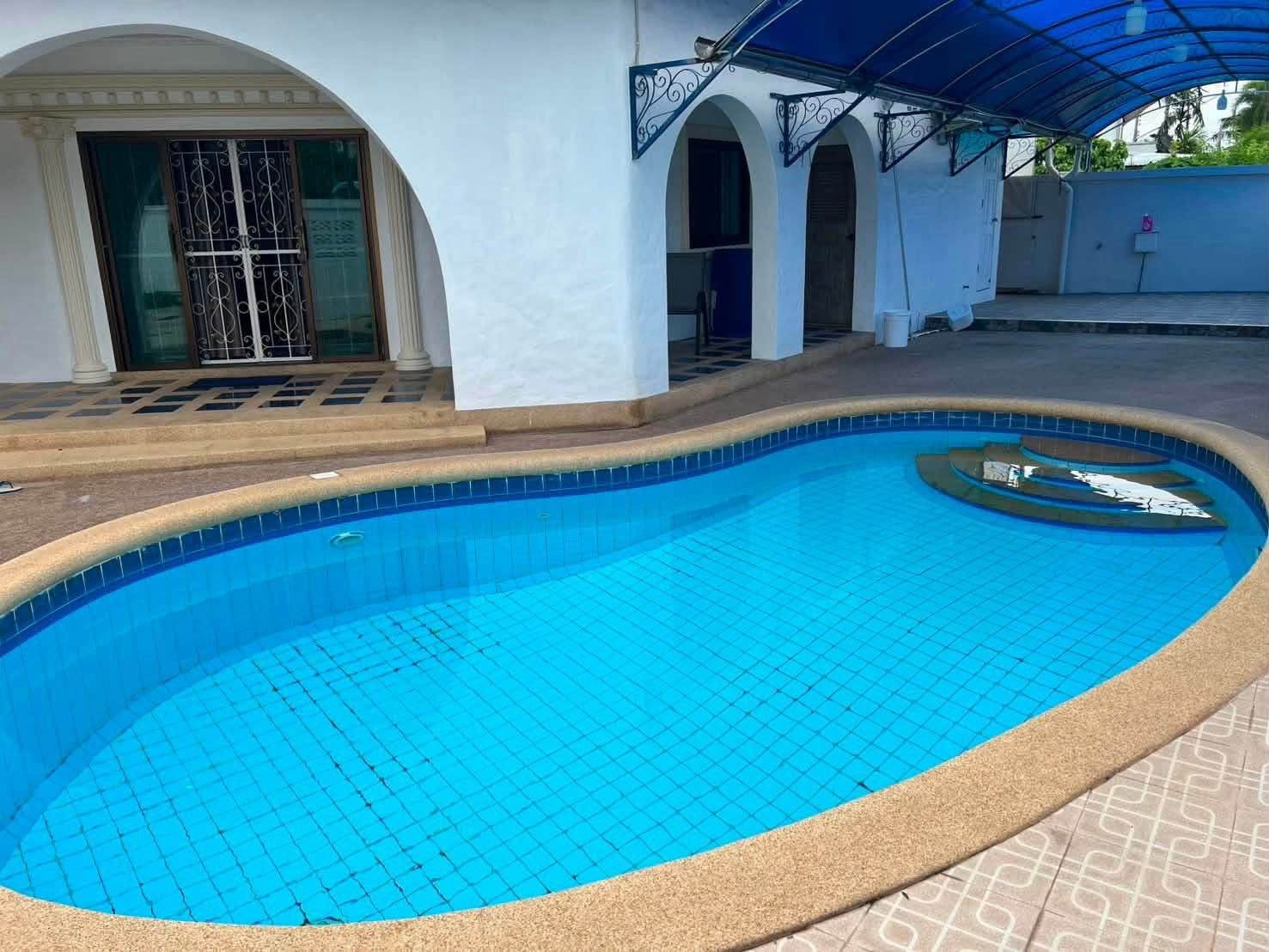 3 Bedroom House for rent in Pornprapanimit