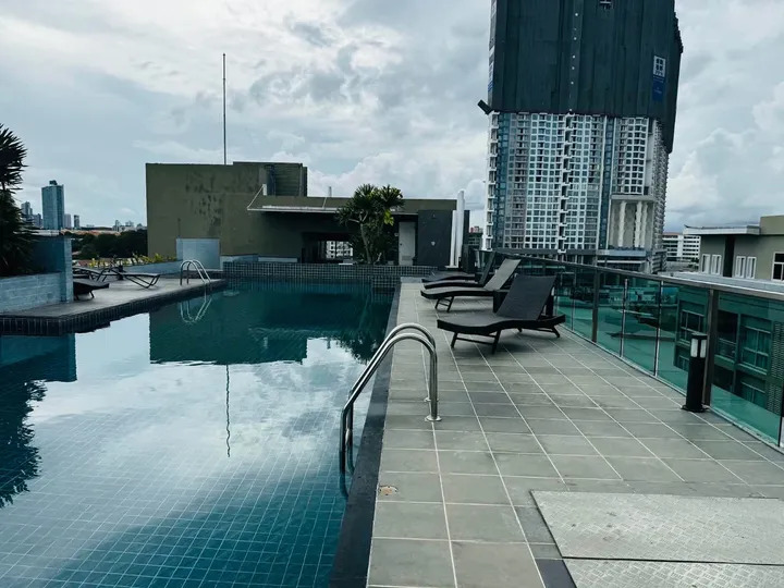 1 Bedroom Condo for sale at The Gallery