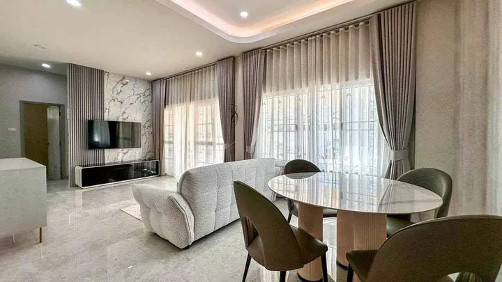 Photo from a listing at Pruksa Nara