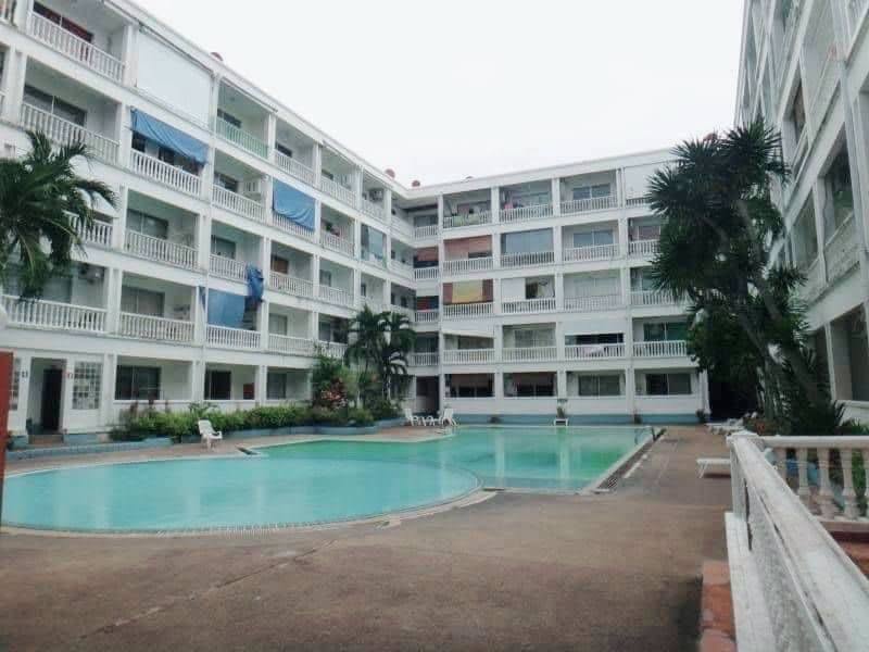1 Bedroom Condo for rent at Majestic Residence