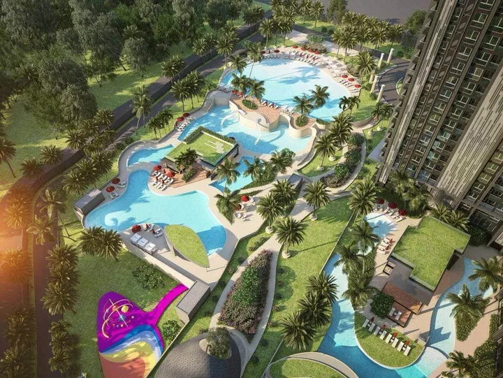 Photo from a listing at Grand Solaire
