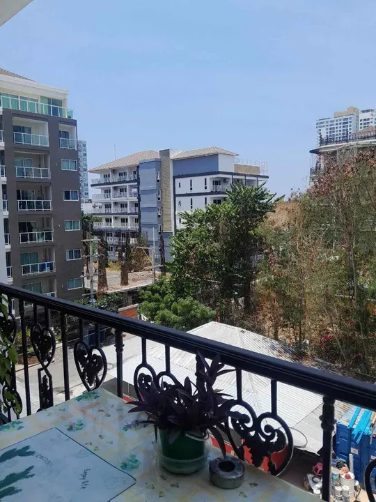 Photo from a listing at Siam Oriental Twins