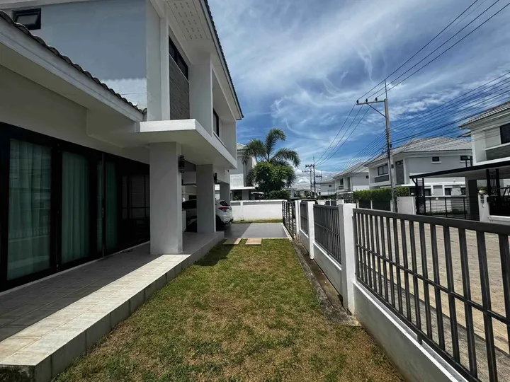 4 Bedroom House for sale in Noen Plub Wan