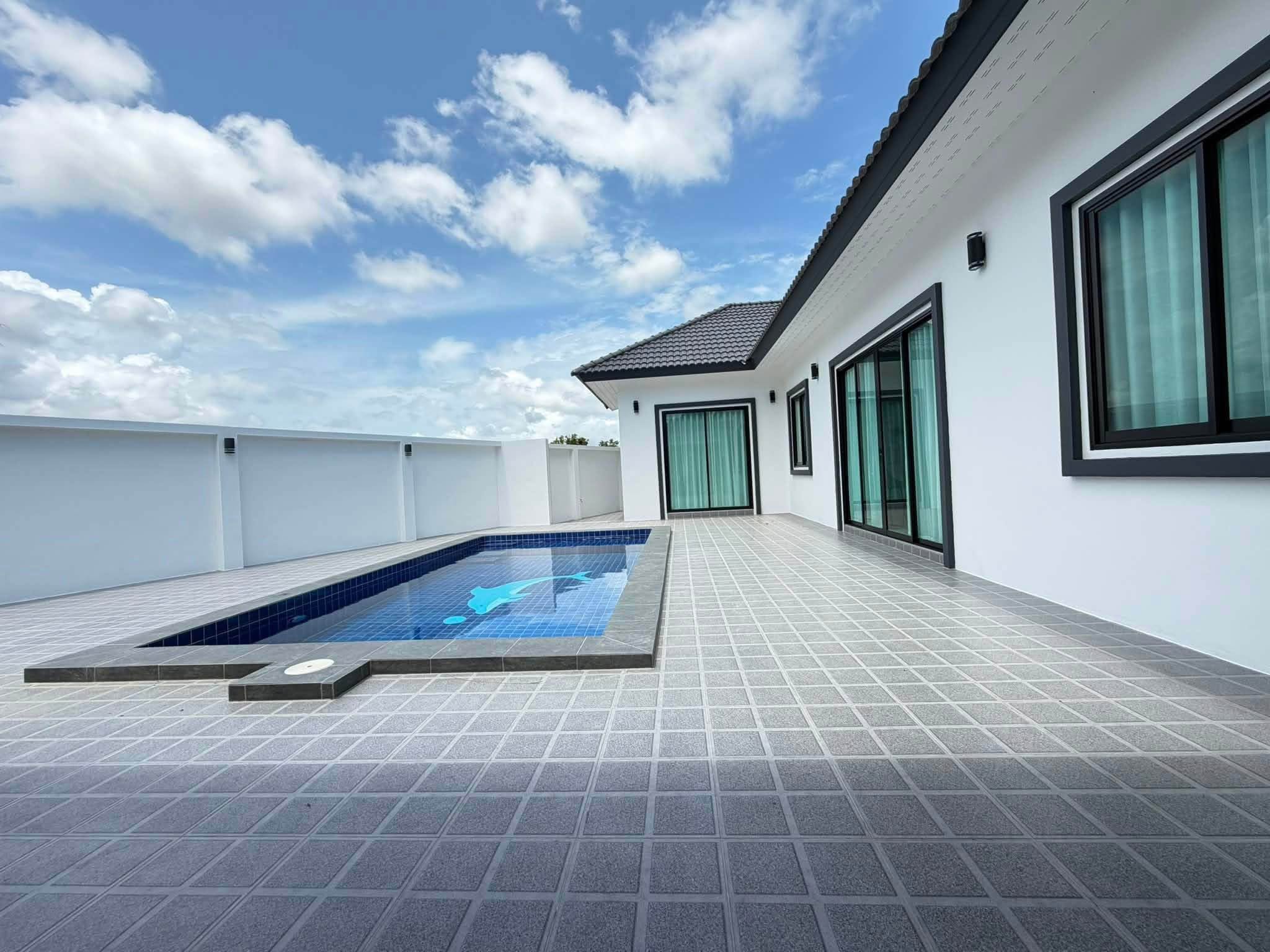 3 Bedroom House for sale in Toongklom Tanman