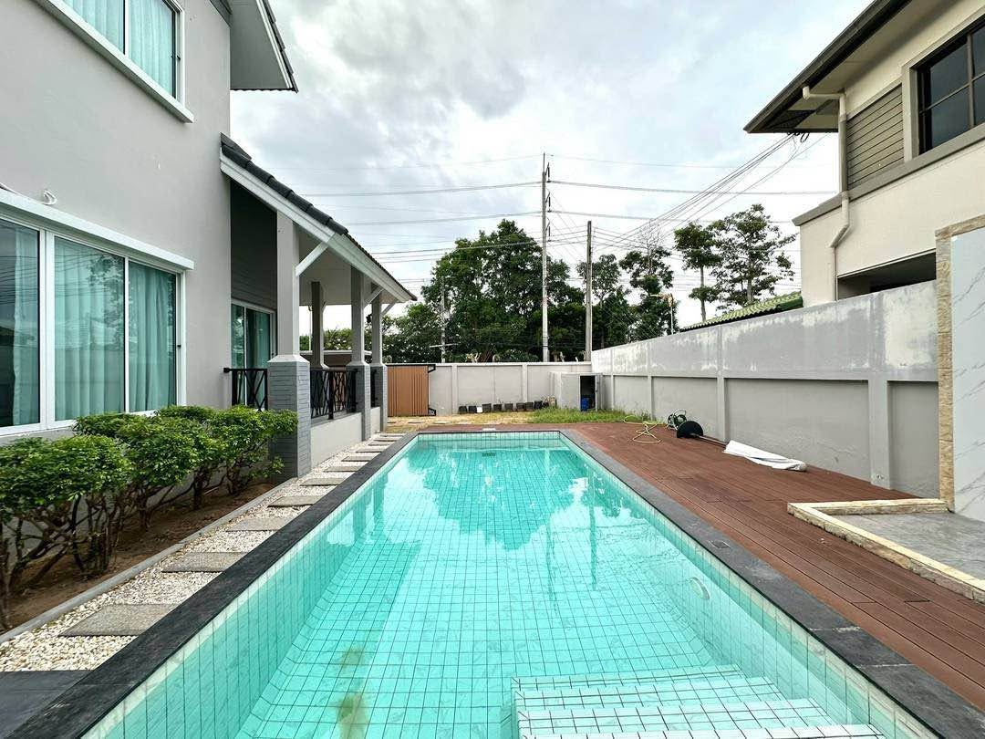 5 Bedroom Villa for rent at Central Park 4/2