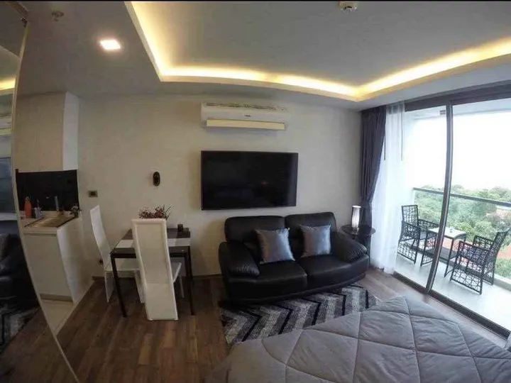 Listing photo