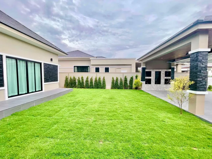 3 Bedroom House for sale in Pong