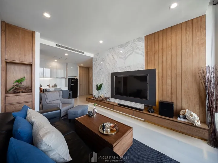 Photo from a listing at Noble Ploenchit
