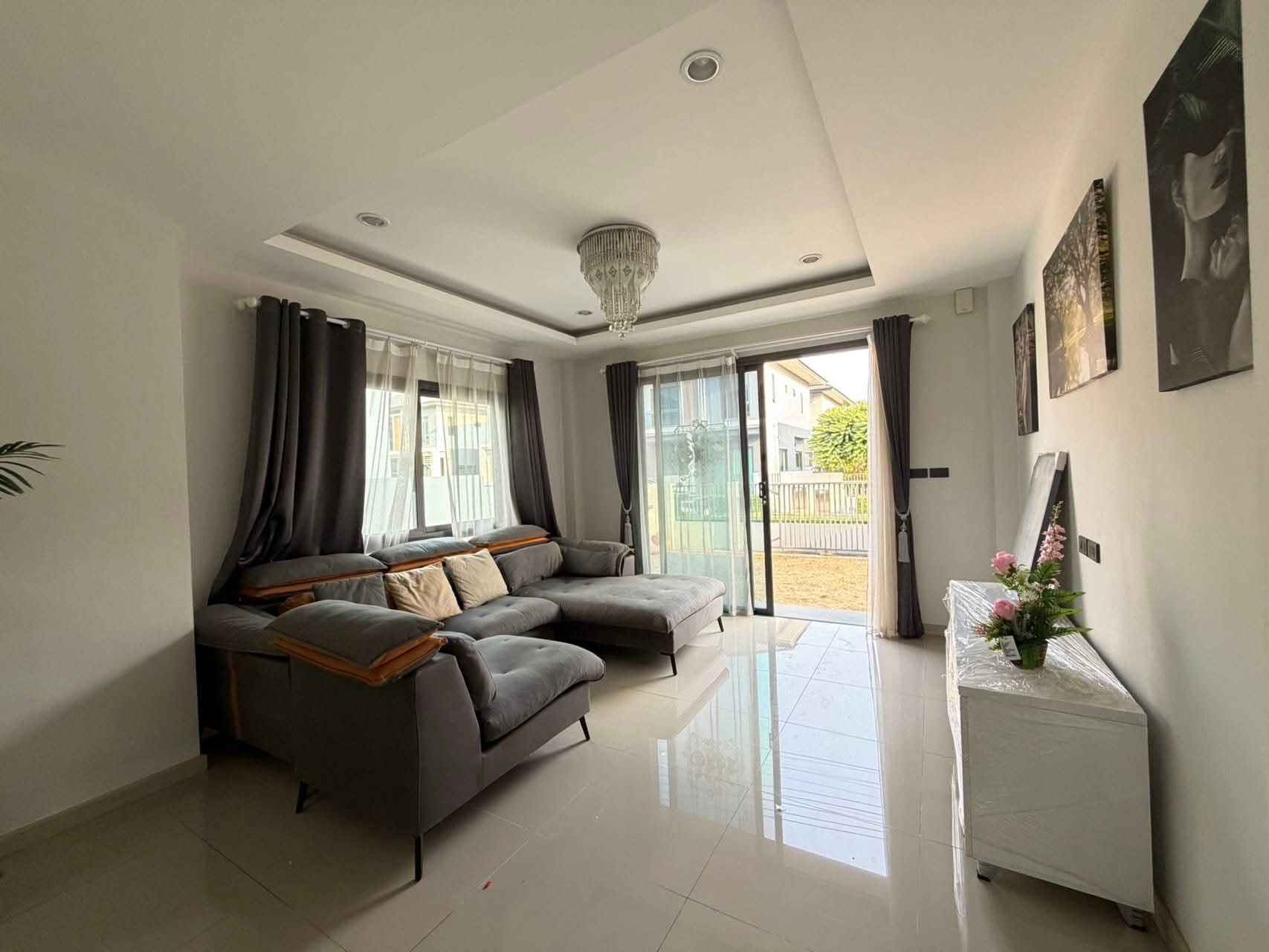 3 Bedroom House for rent in Takhian Tia
