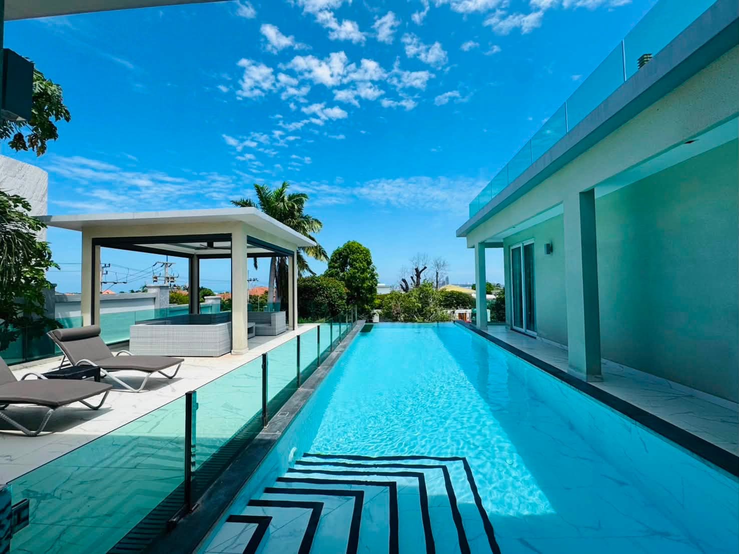 10 Bedroom Villa for rent at Siam Royal Villa