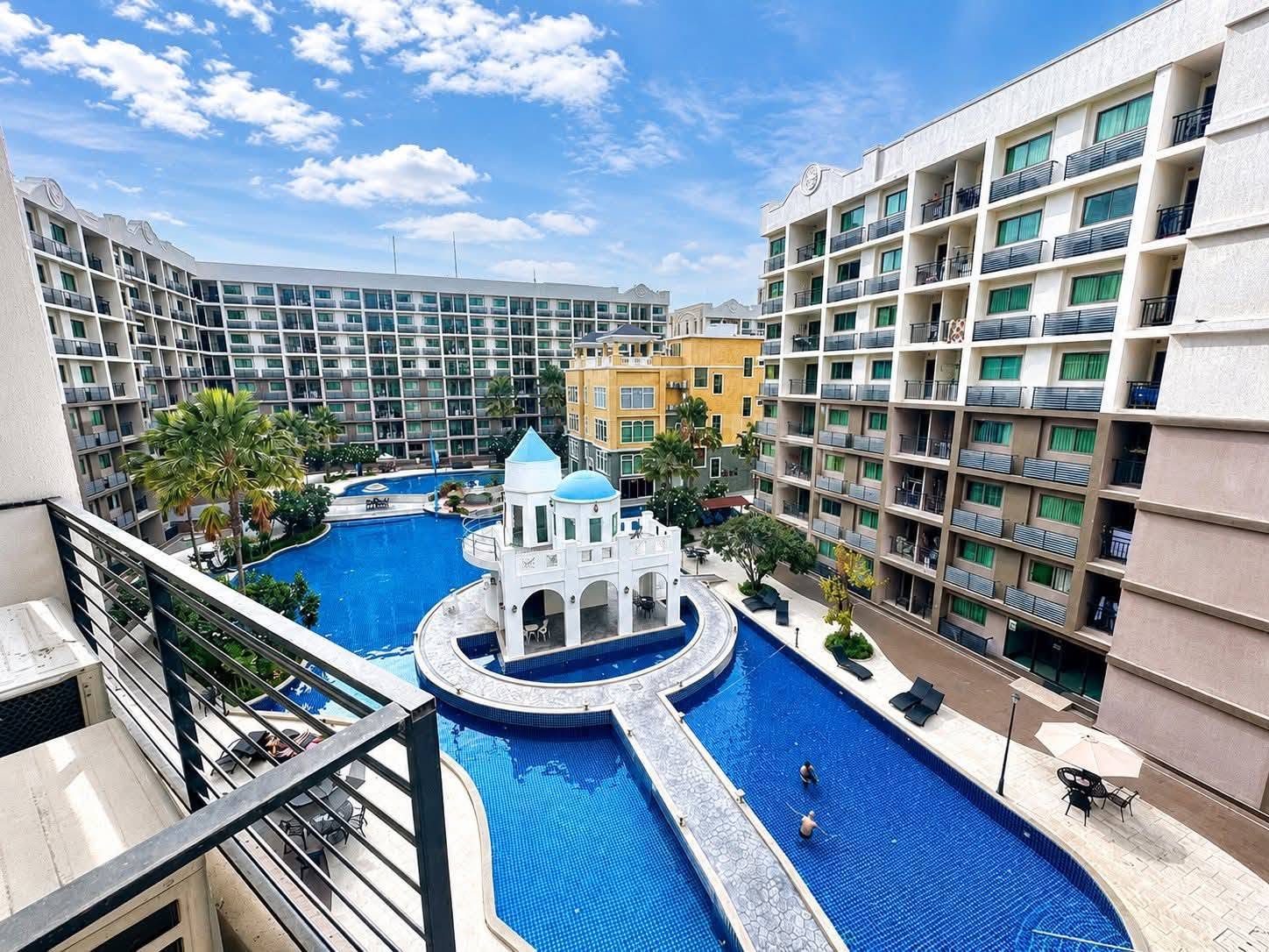 1 Bedroom Condo for rent at Arcadia Beach Continental