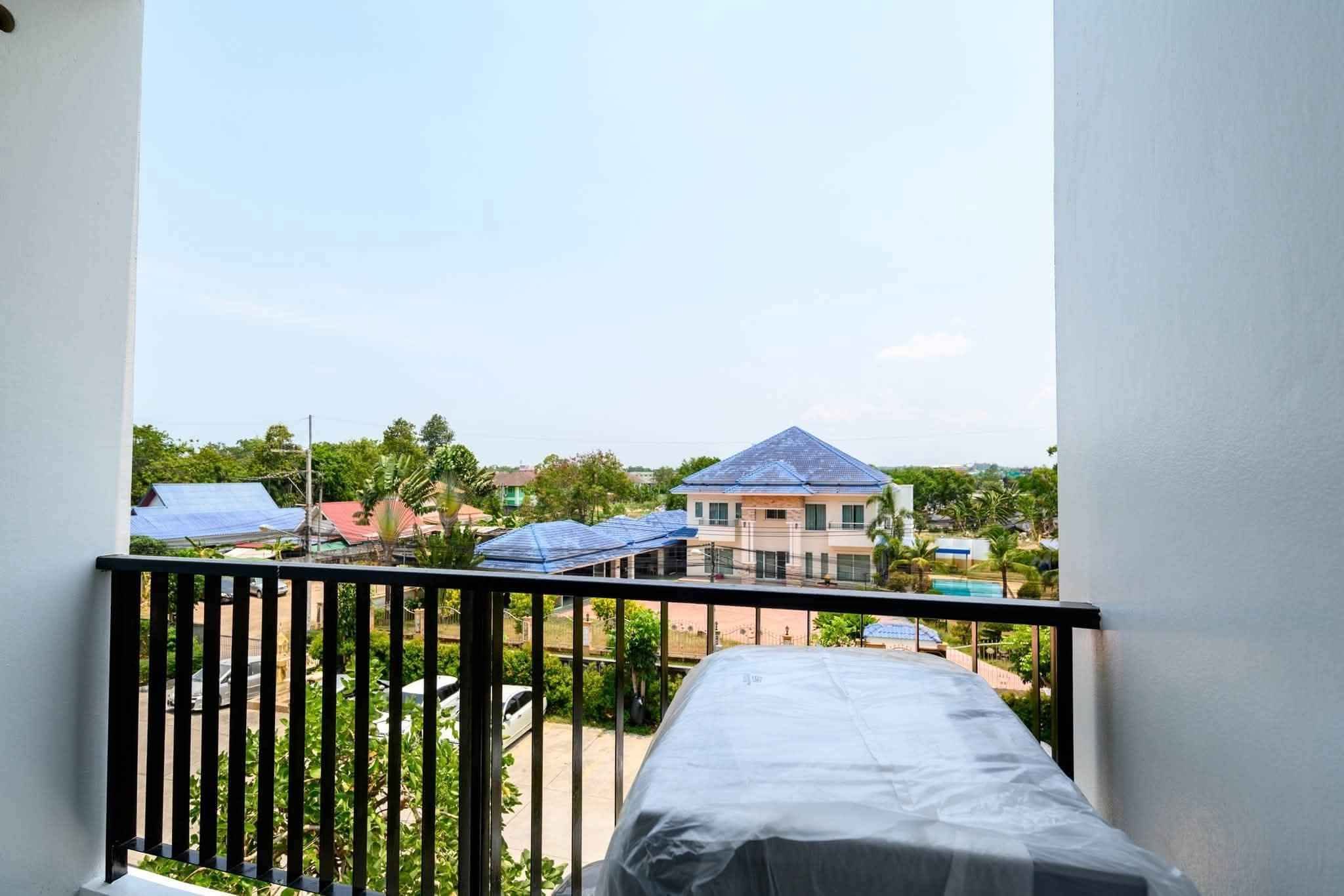 1 Bedroom Condo for sale at The Green Condo