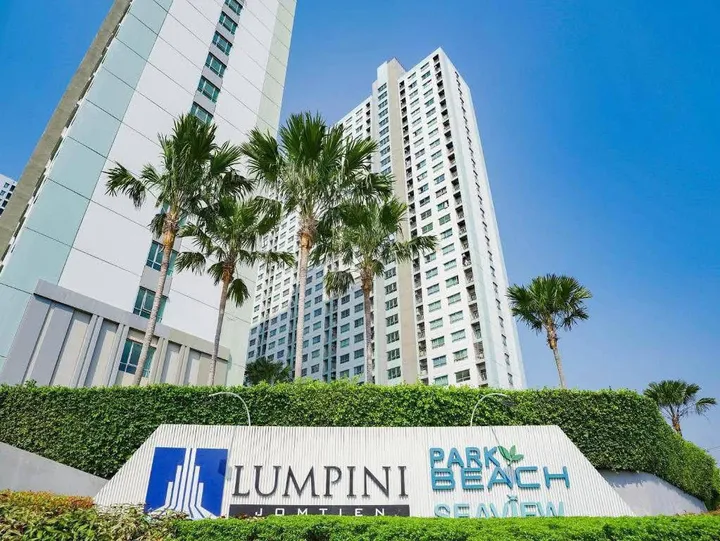 Photo from a listing at Lumpini Seaview