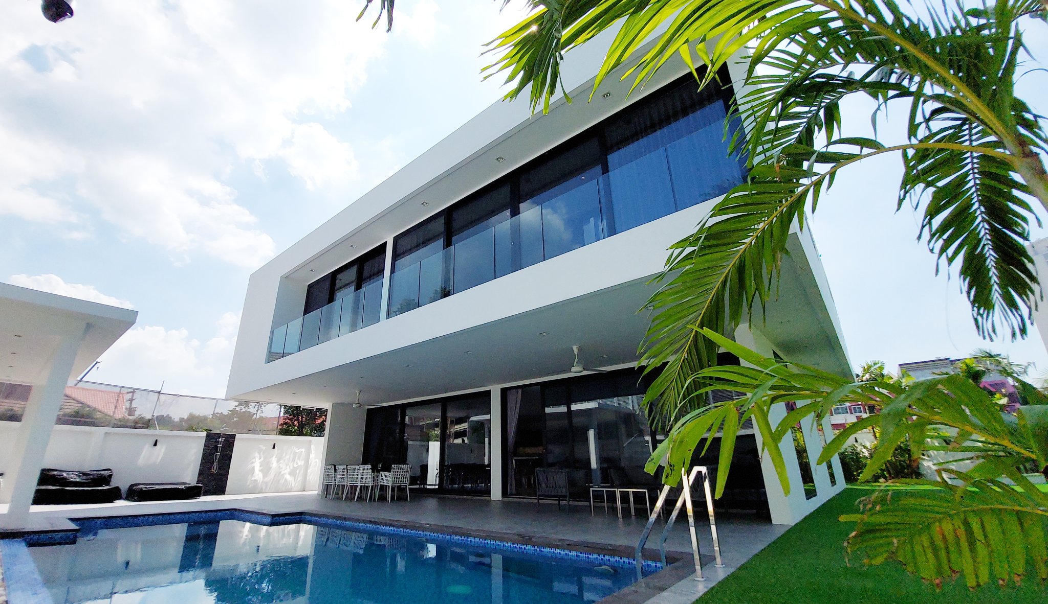 5 Bedroom Villa for sale in Pratumnak