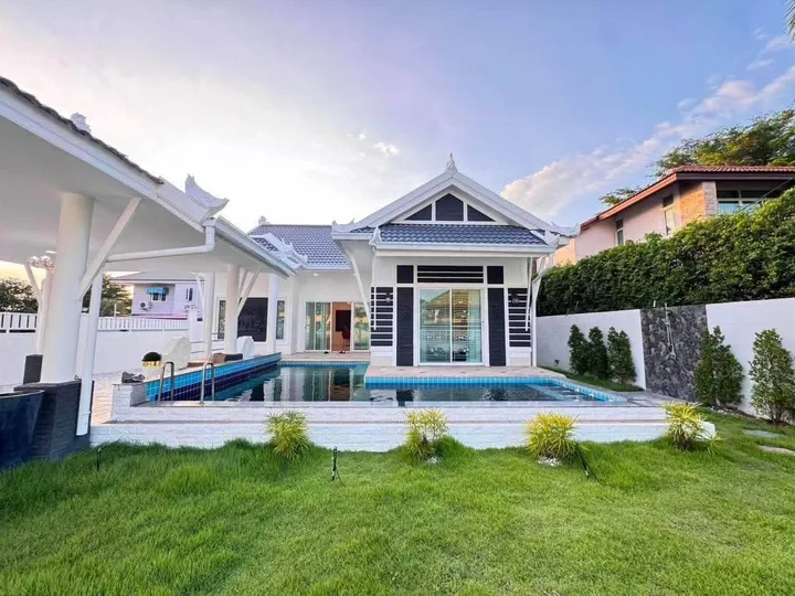 Photo from a listing at Thai Garden Hill