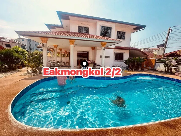 Villa for rent at Pattaya Hill 2