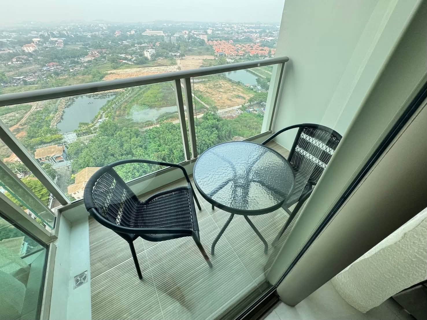 Condo for rent at The Riviera Jomtien