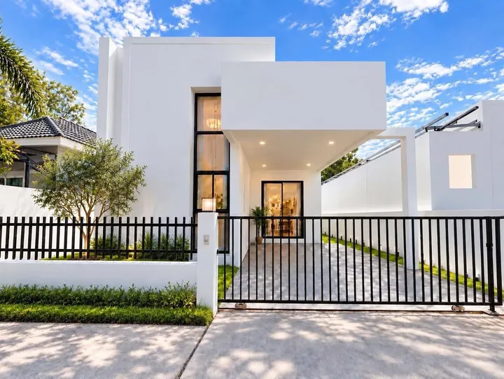 3 Bedroom House for rent at Avenue Prime RK 21