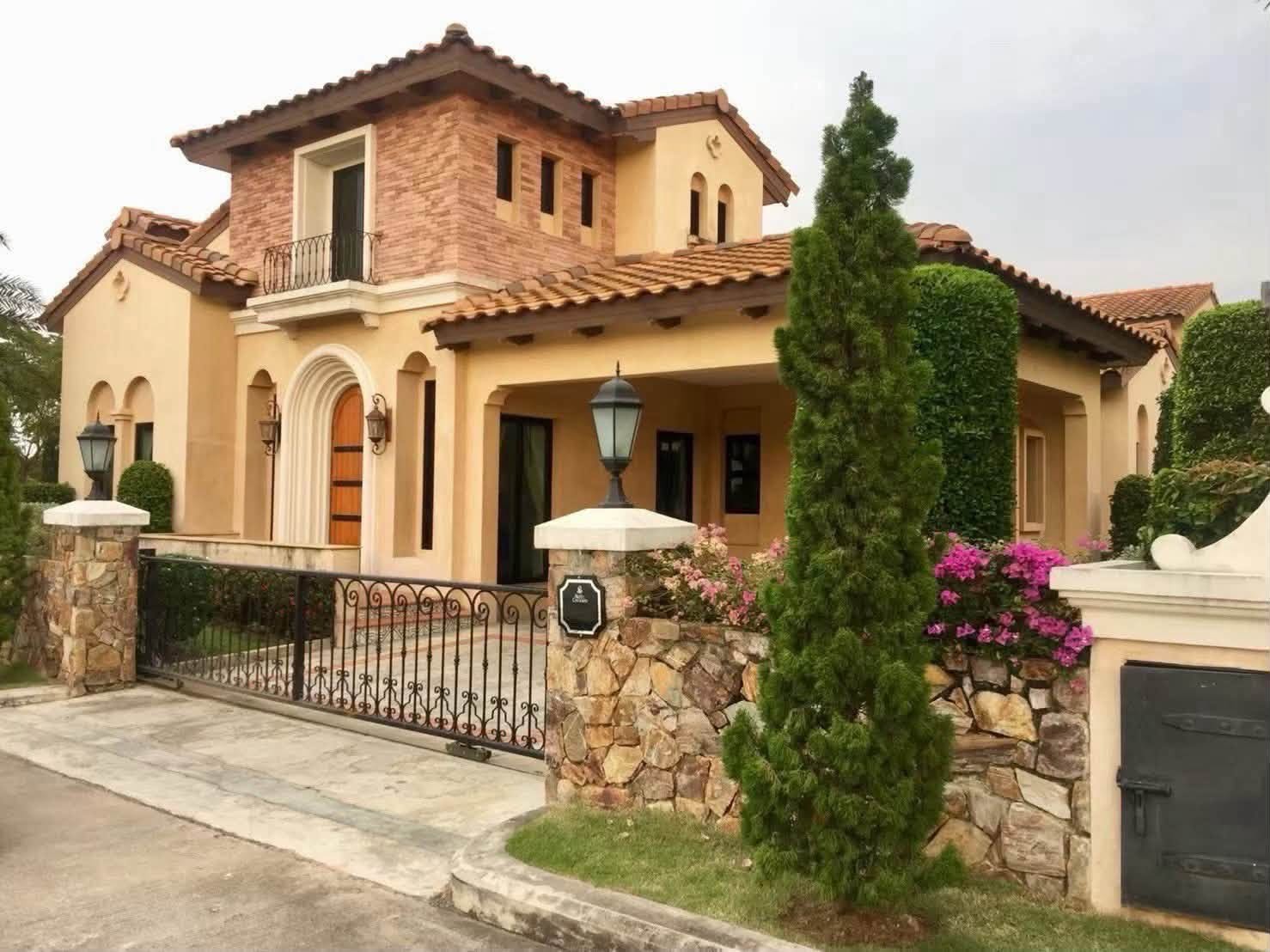 3 Bedroom Villa for sale in Na Jomtien