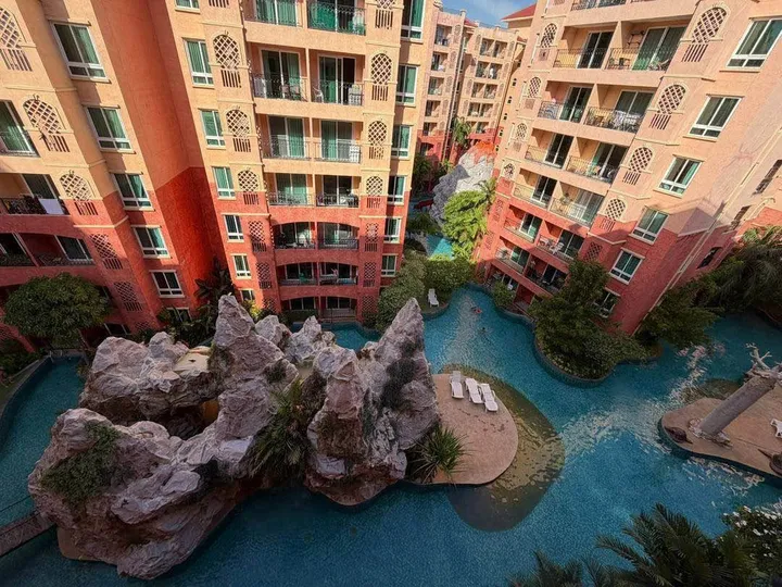 1 Bedroom Condo for rent at Seven Sea 1