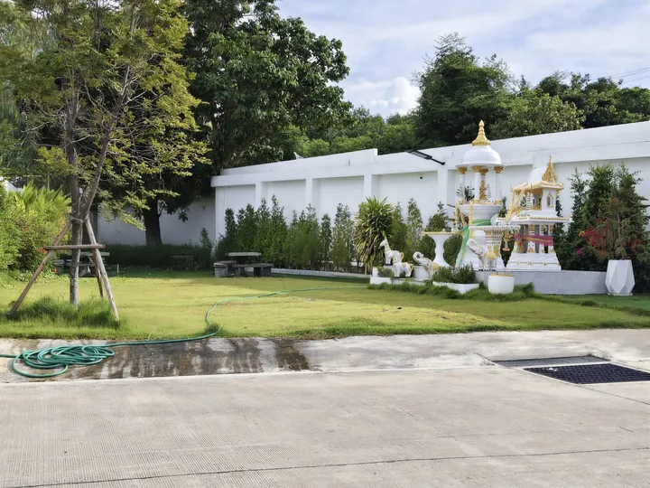 3 Bedroom House for sale in Nong Pla Lai