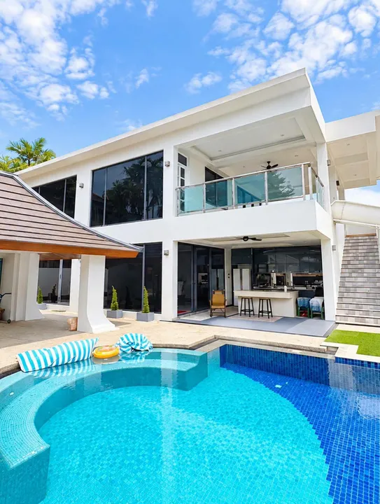 8 Bedroom Villa for rent at Phutara Villa