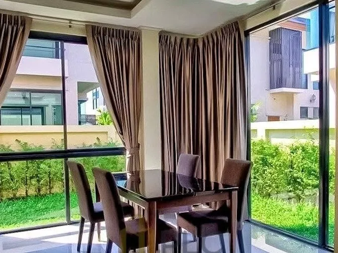 3 Bedroom House for sale in East Pattaya