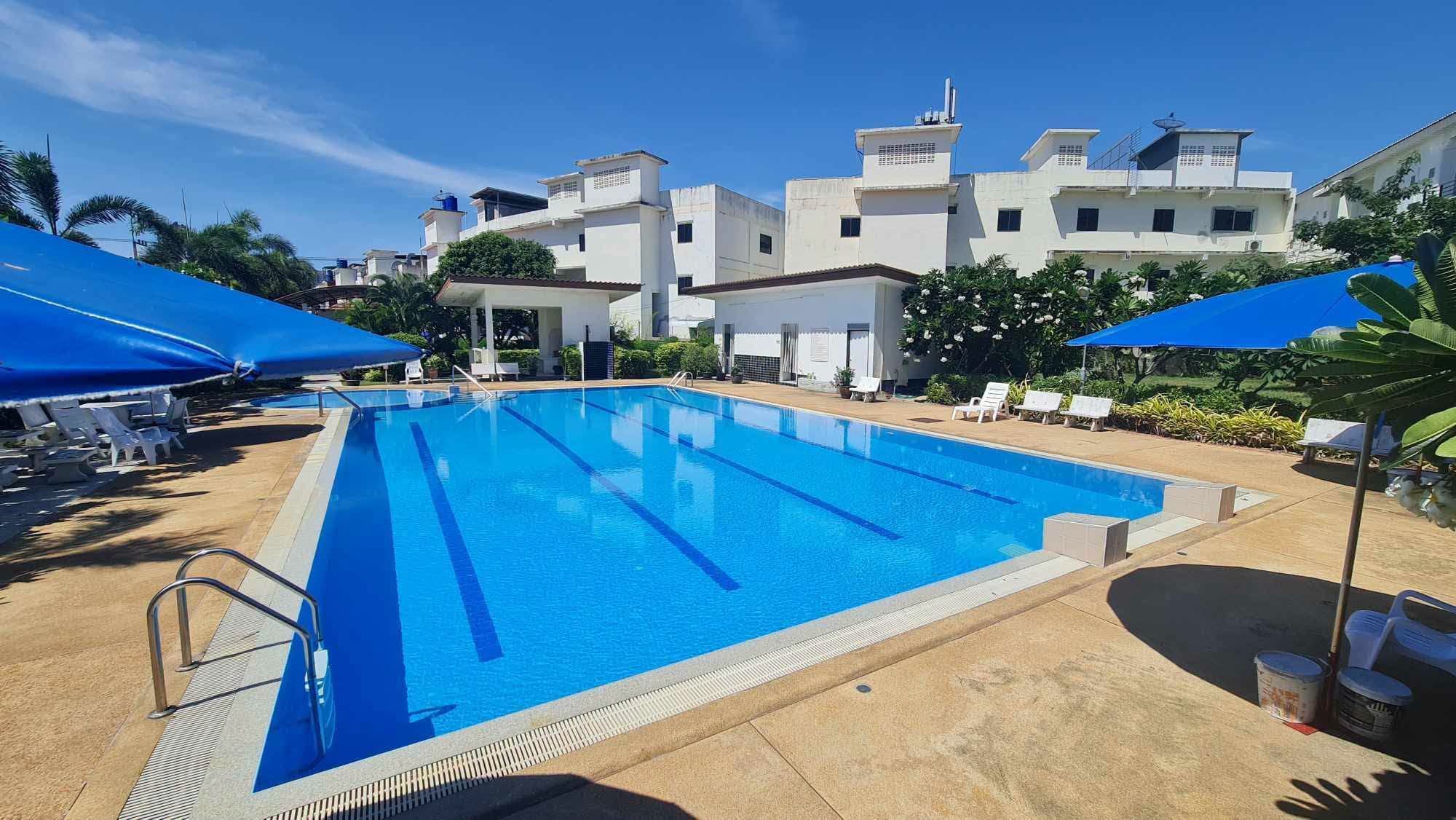 3 Bedroom House for sale in Thepprasit