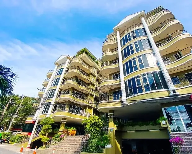 1 Bedroom Condo for rent at Park Royal 1