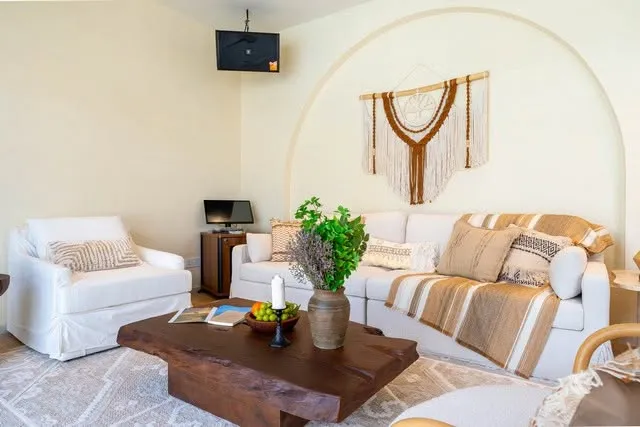 4 Bedroom Villa for sale at Sunshine House