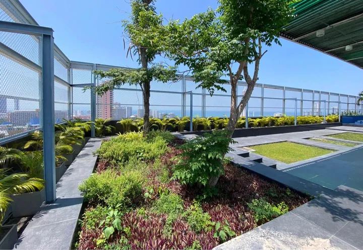 1 Bedroom Condo for sale at Treetops