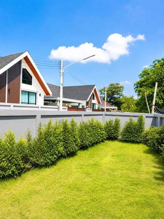 3 Bedroom House for sale in Bang Lamung