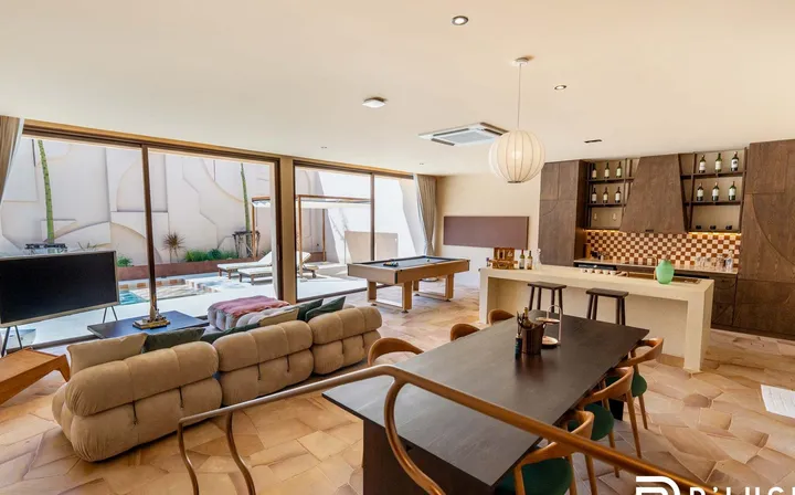 5 Bedroom Villa for sale in Thappraya
