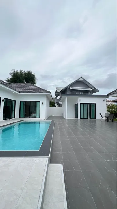 Photo from a listing at Green Ville