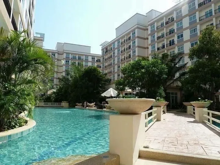 Photo from a listing at Park Lane
