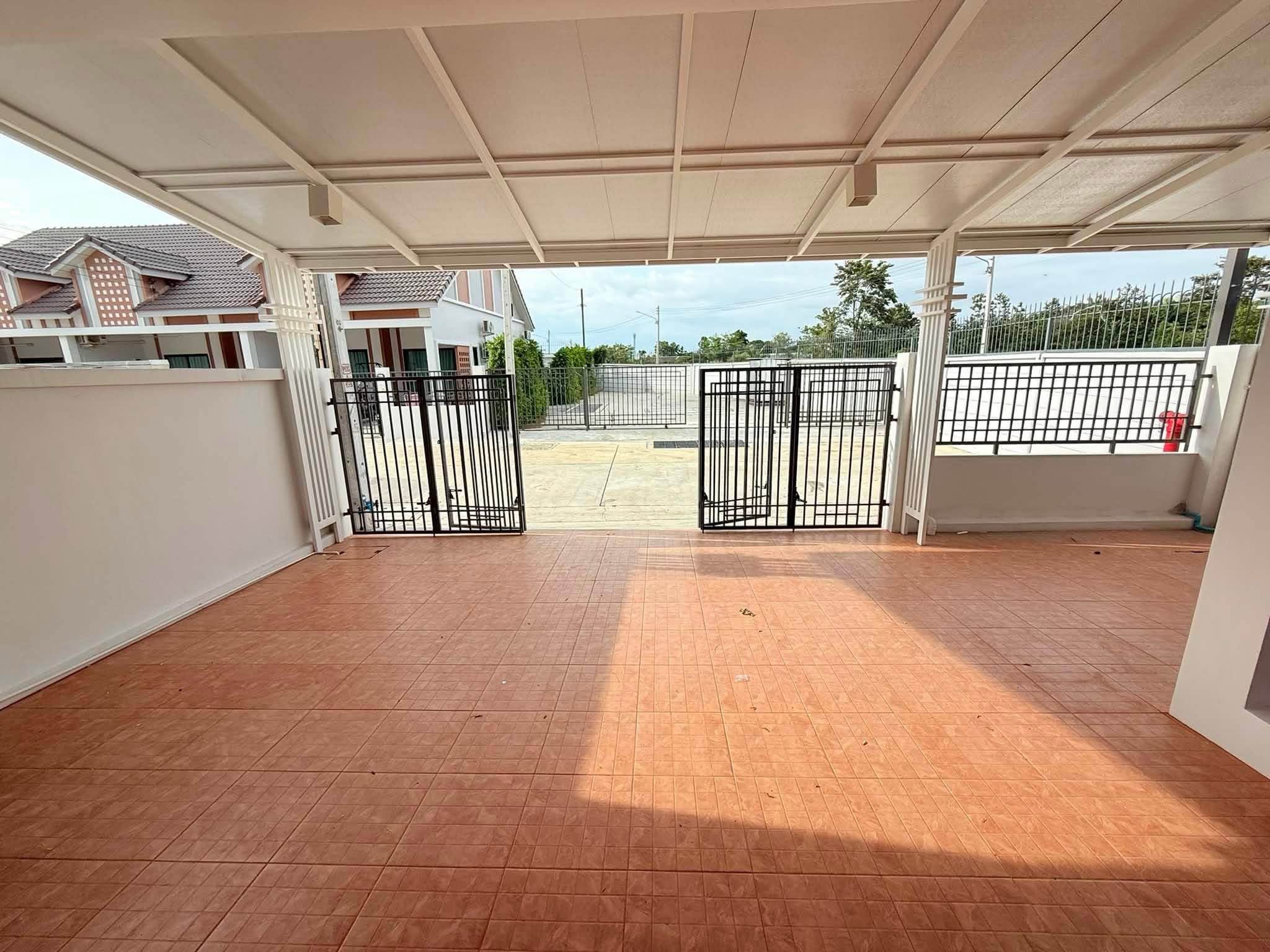 2 Bedroom House for rent at Sensiri