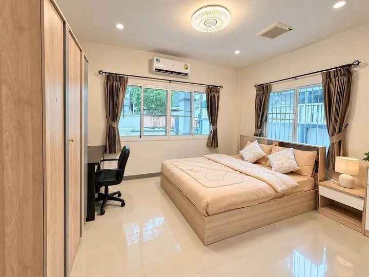 3 Bedroom House for rent at Ruen Phisa Village